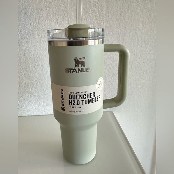 Stanley Cup Target x Hearth and Hand with Magnolia Serene Green color - Picture 2 of 6